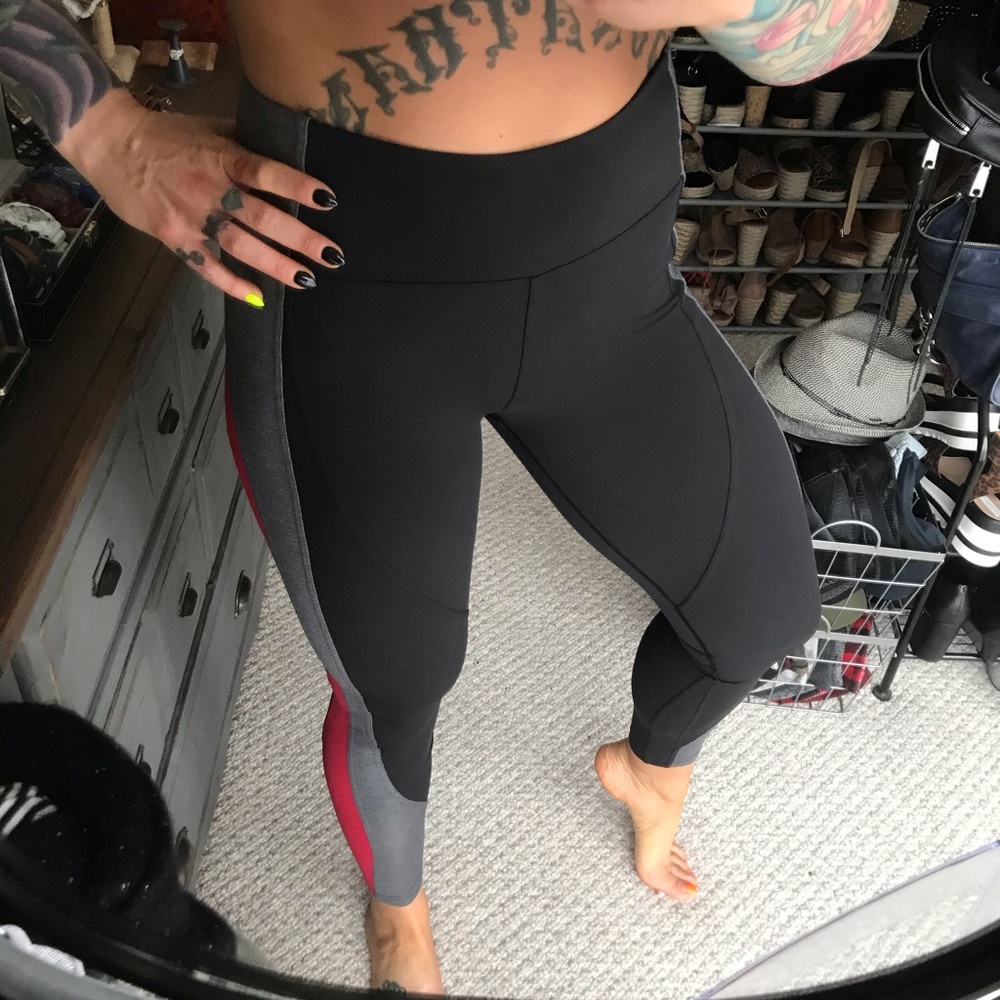 NWOT LULULEMON Get Going Train Tight